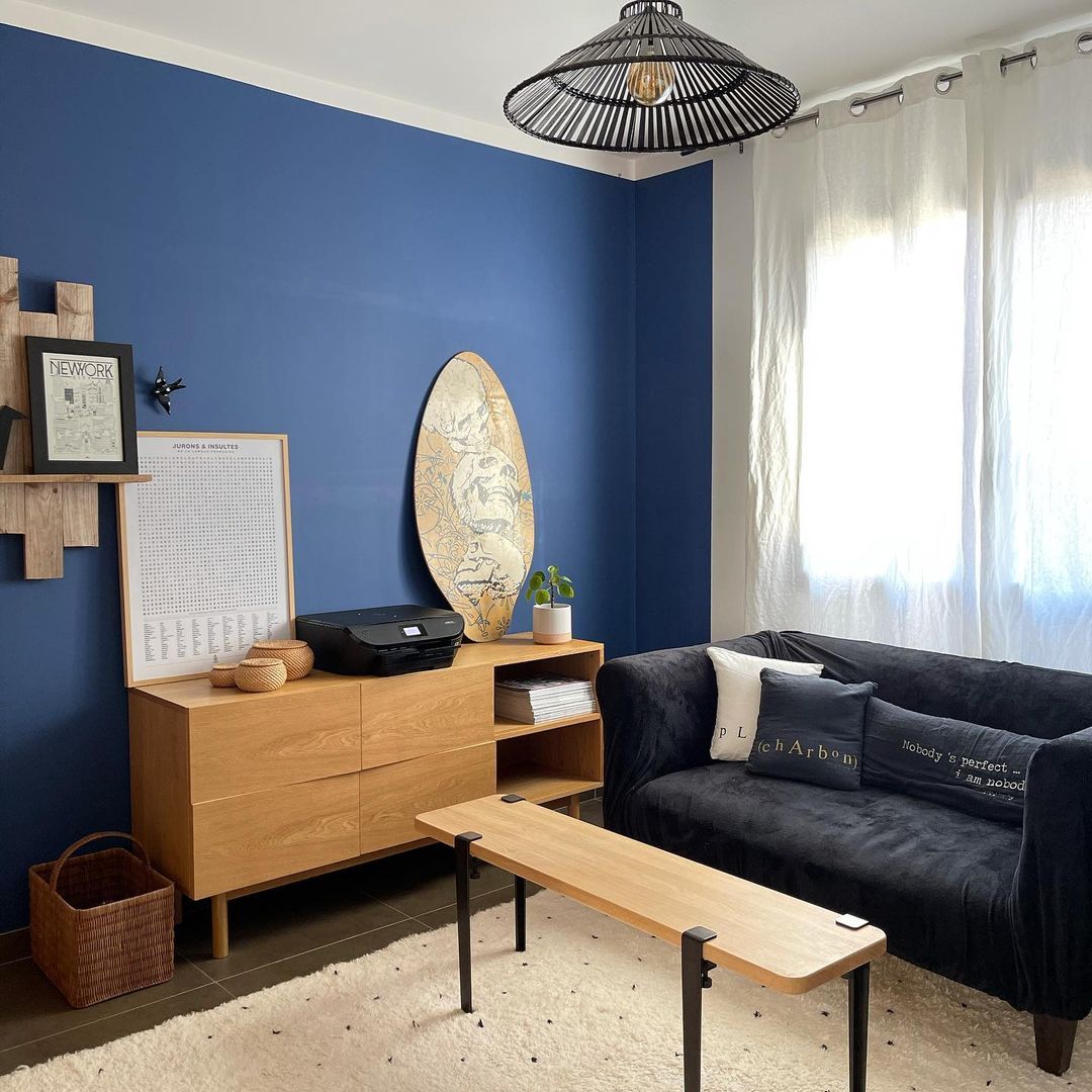 Photo shared by Sandrine on January 08, 2021 tagging @bedandphilosophy, @ampmfrance, @tiptoedesign, @lamajoretteamoustache, @m.conceptstore, @laredouteinterieurs, @colibripeinture, and @emmaustoulouse. May be an image of furniture and living room.