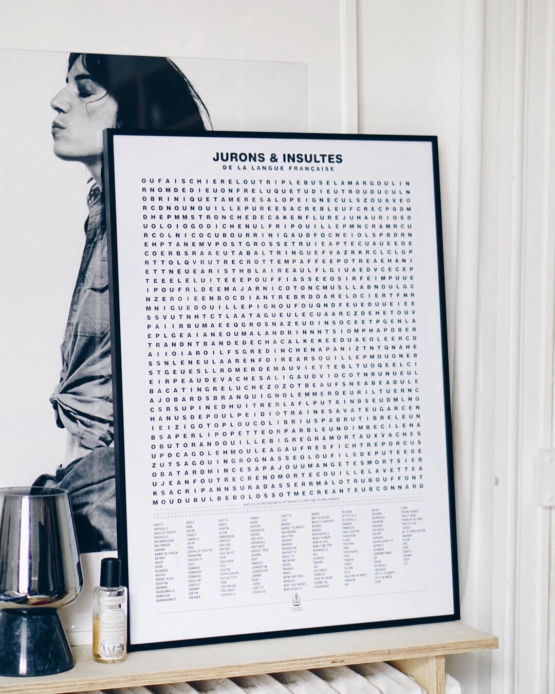 Photo by L'Autruche • in Nantes, France with @hivency, and @lamajoretteamoustache. May be an image of text that says 'JURONS & INSULTES LANGUE FRANÇAISE EHALEL'.