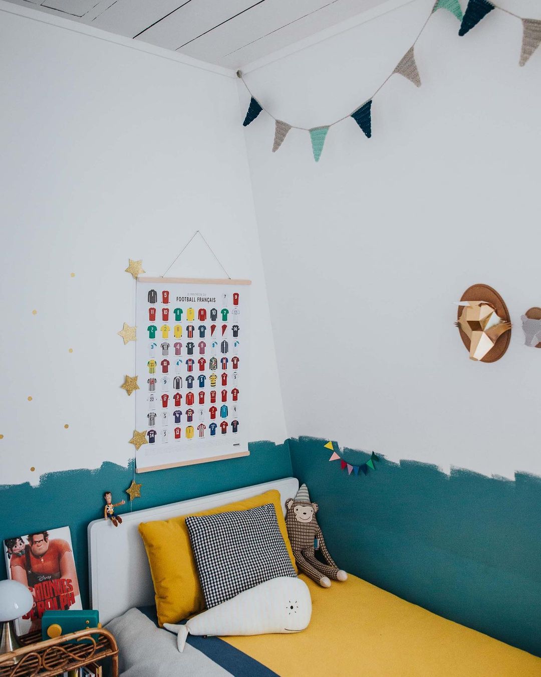 Photo by Celine & Cedric - Family in Dunkirk with @oyoylivingdesign, @peinturetollens, and @lamajoretteamoustache.